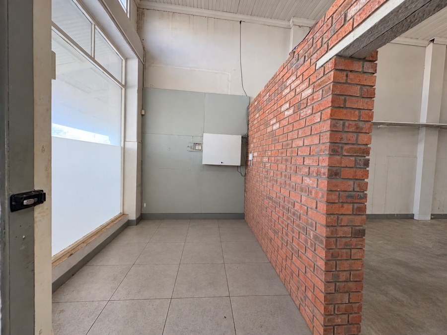 Commercial Property for Sale in Vincent Eastern Cape
